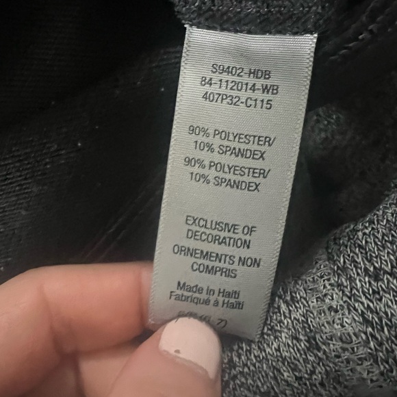 Size 6/7 C9 by Champion Hockey Undershirt/ Baselayer - Picture 6 of 6